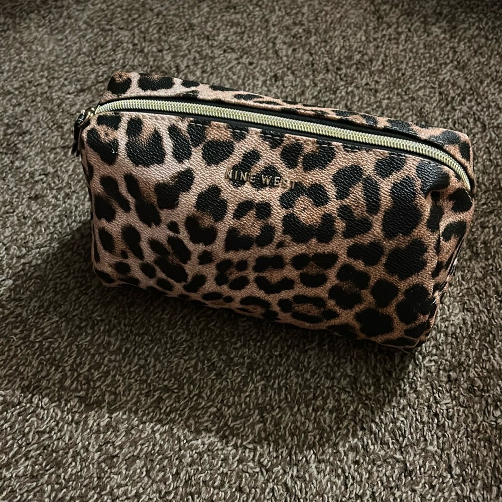 Makeup bag